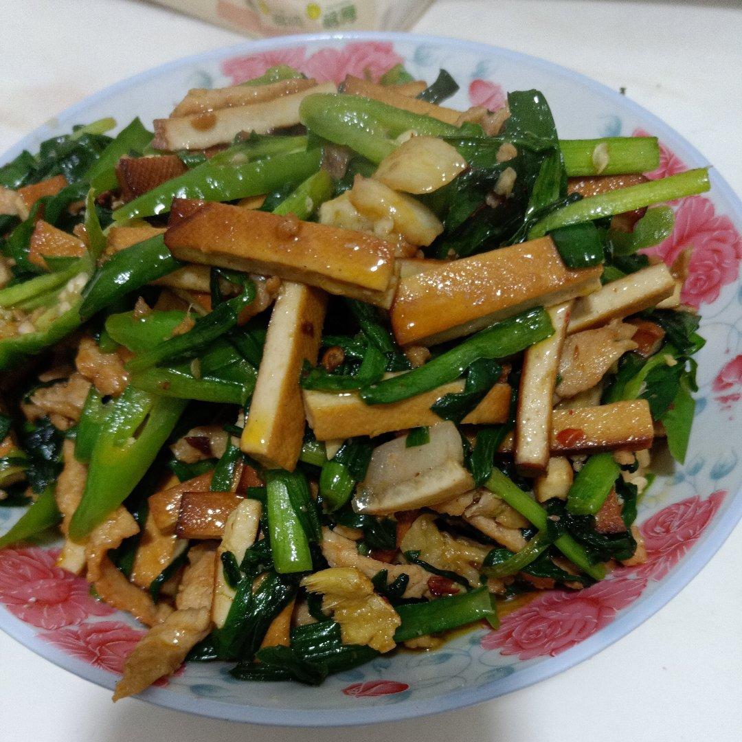 豆腐干韭菜炒肉丝