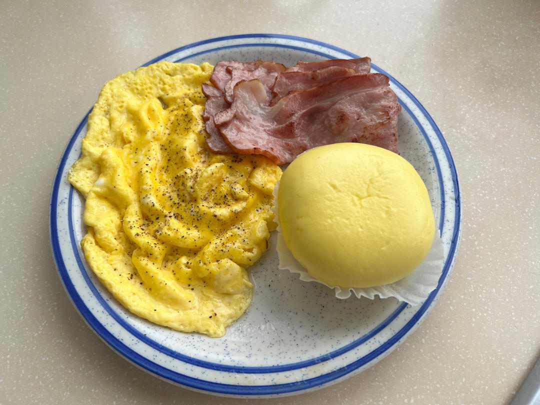 美式炒蛋 scrambled eggs