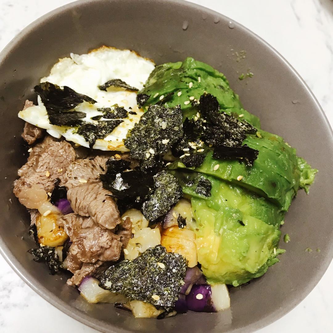 牛油果拌饭五分钟美食