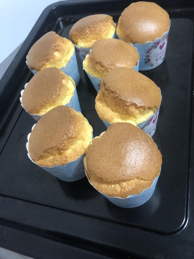 纸杯蛋糕 8寸戚风蛋糕的量