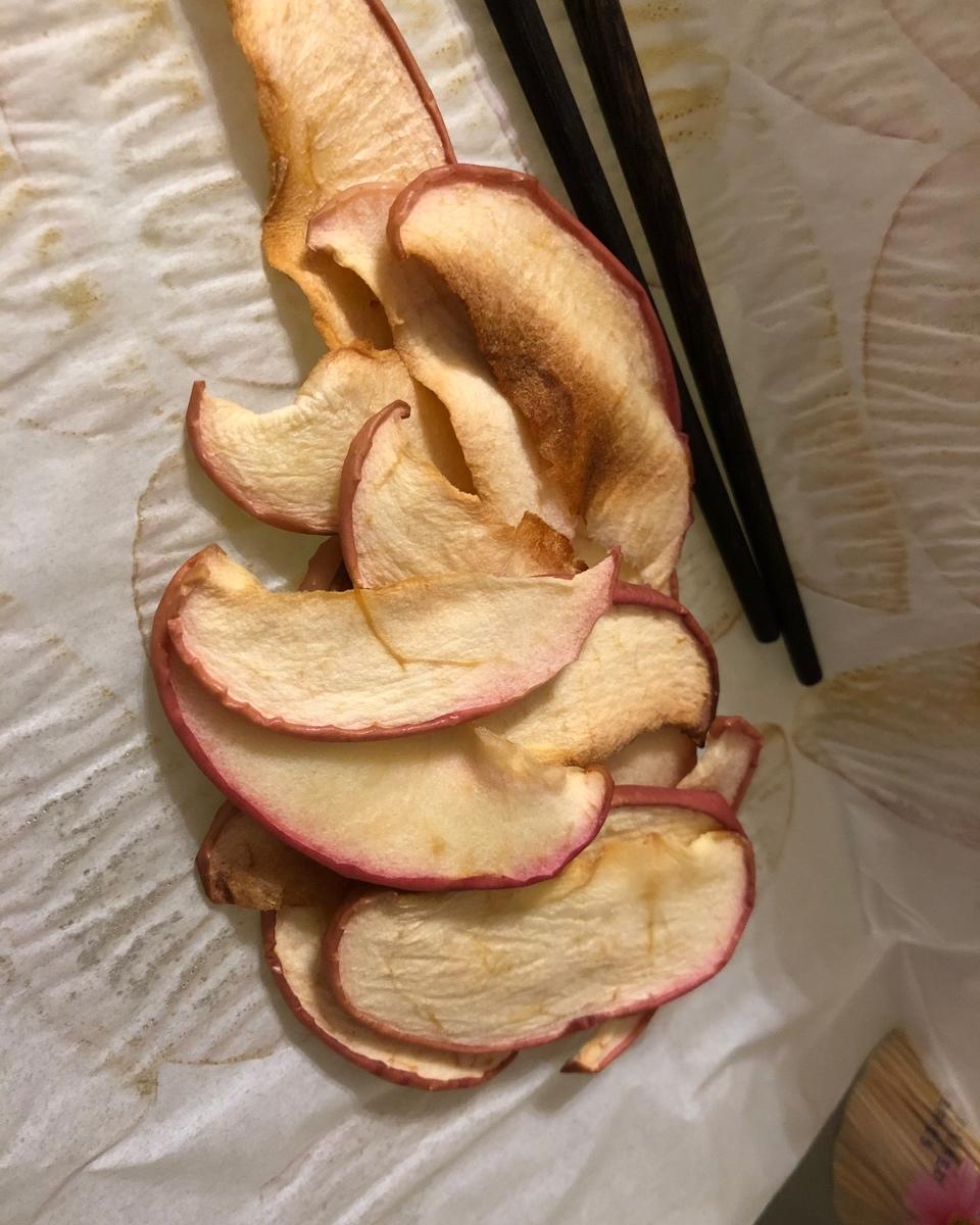 简单不焦省时苹果干～烤箱版