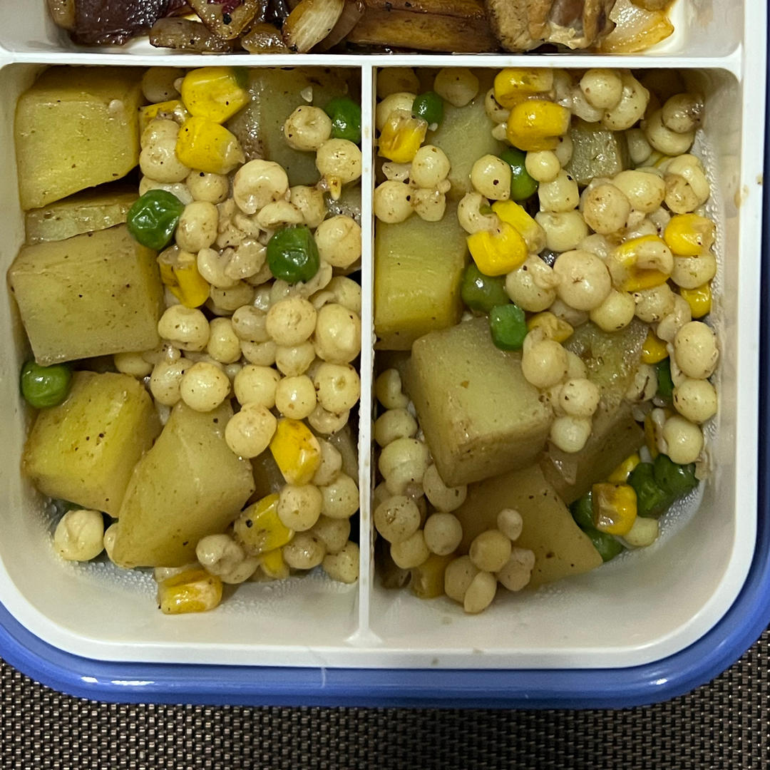 虾仁炒鸡头米