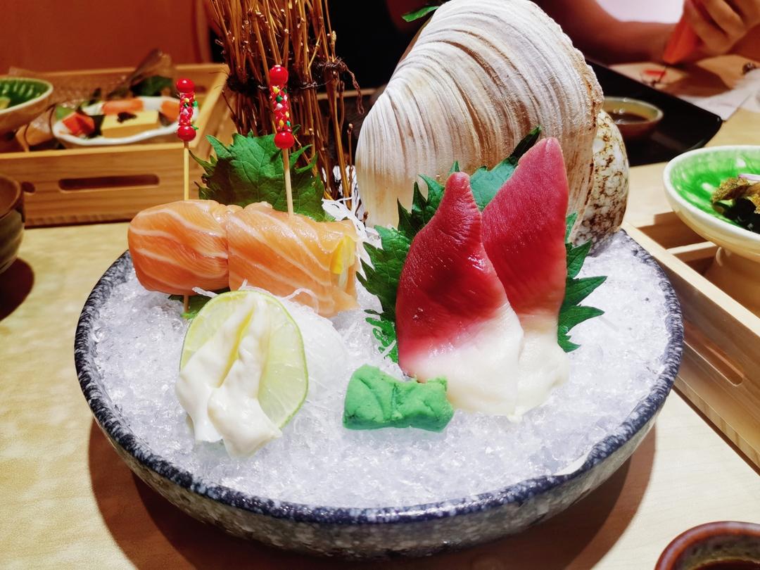 一人食，认真吃饭的故事