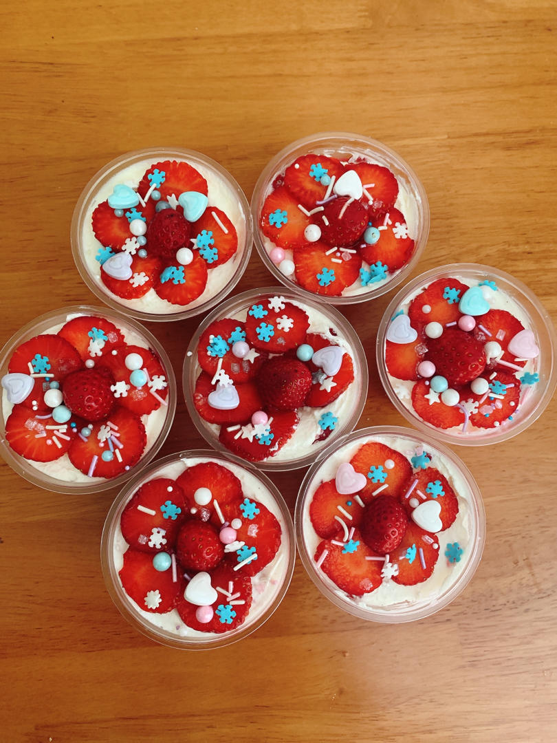 草莓蛋糕盒子—送你一朵小红花