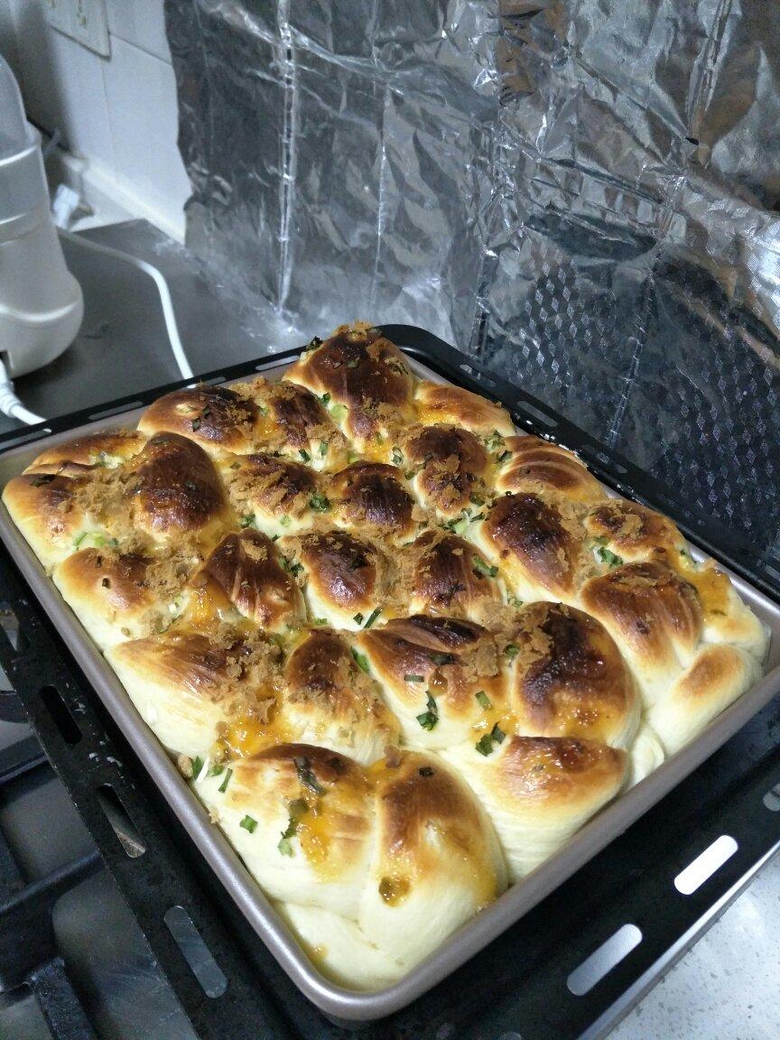 咸味奶酪辫子面包