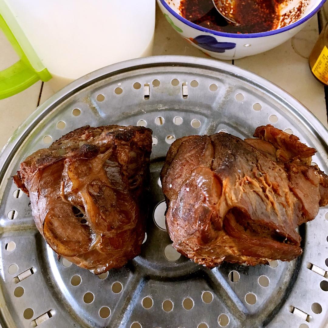 卤牛肉