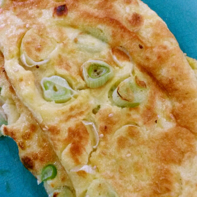 电饼铛胡萝卜丝葱花鸡蛋饼
