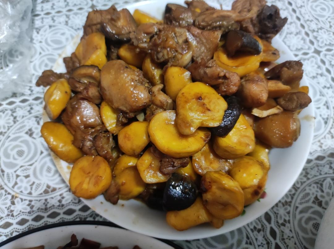 【栗子烧鸡】鸡肉都给你吃，栗子归我~