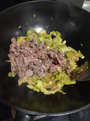 快手苦瓜豆豉牛肉的做法 步骤8