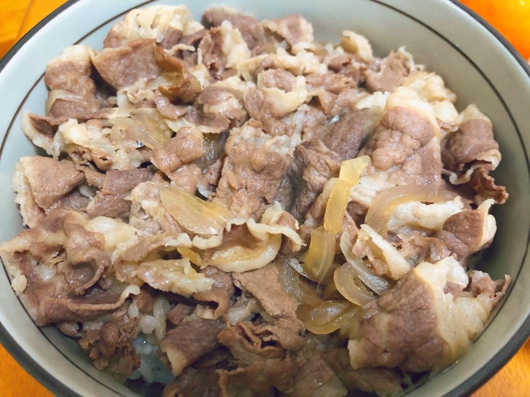 吉野家牛肉饭（牛丼）