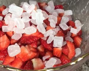 健康的草莓酱，消灭草莓的好办法的做法 步骤3
