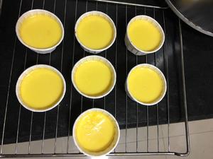 焦糖布丁纸杯布丁（烤箱版）（全蛋无奶油版）的做法 步骤15