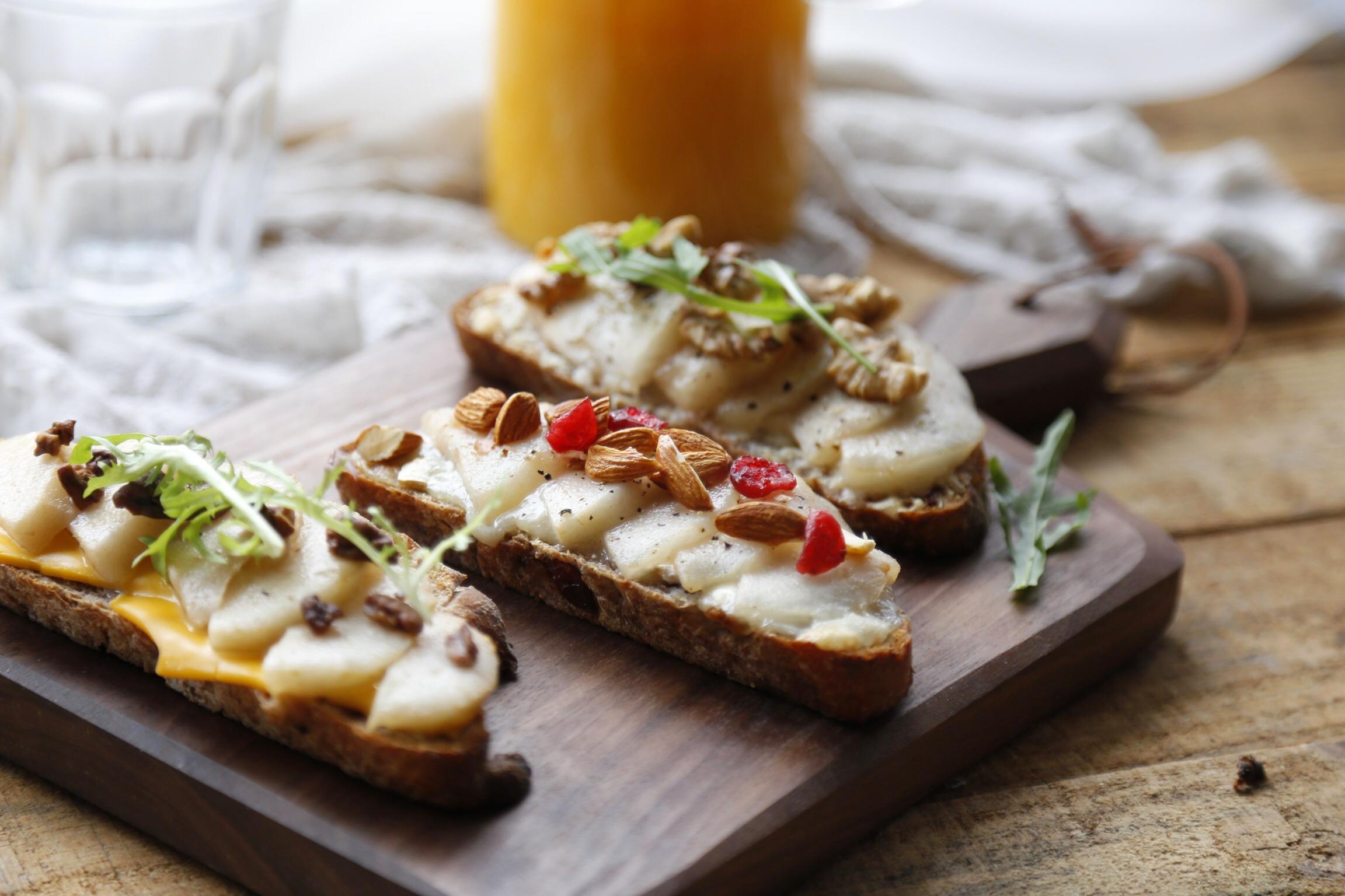 【原麦早餐】蔓陀罗：奶酪洋梨开放三明治的做法