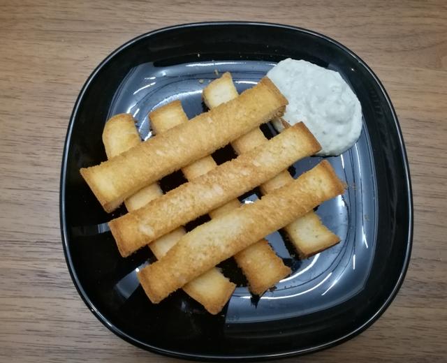 希腊酸奶黄瓜酱(配烤肉,拌沙拉,蘸面包都好吃!)的做法