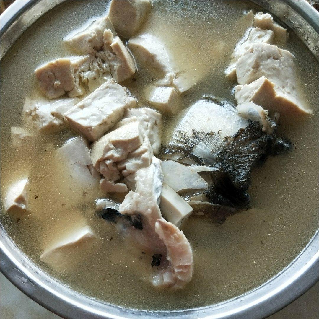 鱼头豆腐汤