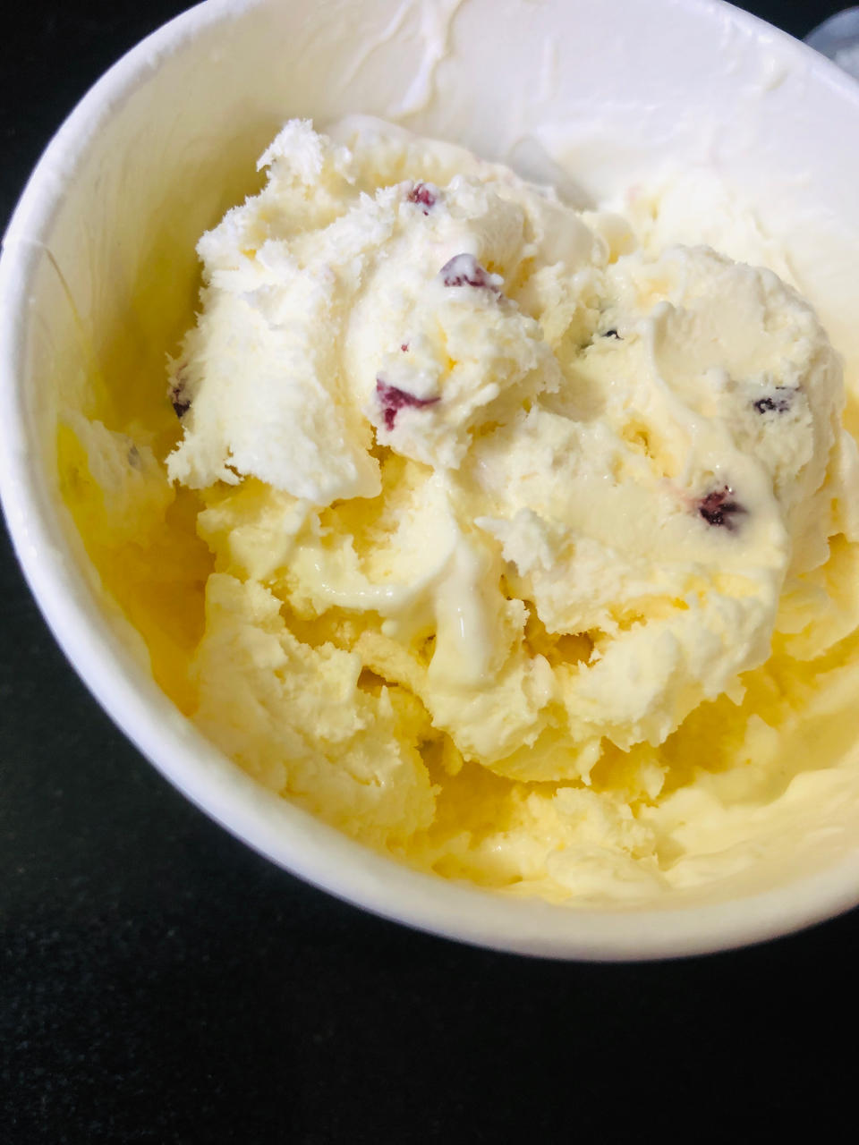 自制冰淇淋（懒人版无需搅拌的冰淇淋）