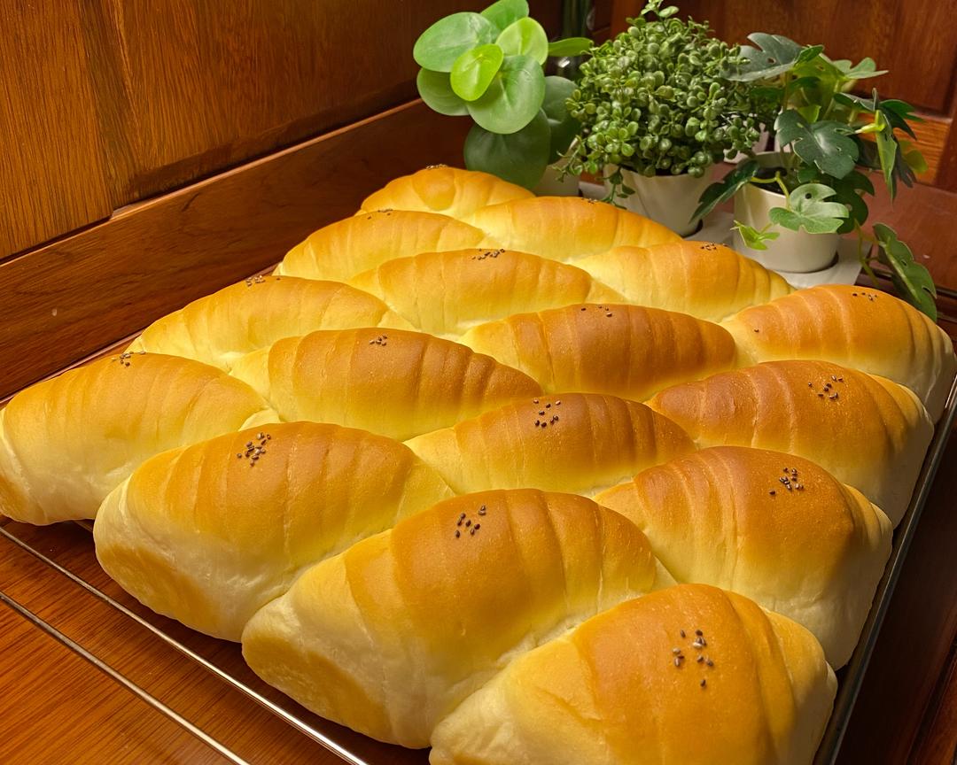 纯奶手撕吐司的做法 步骤1