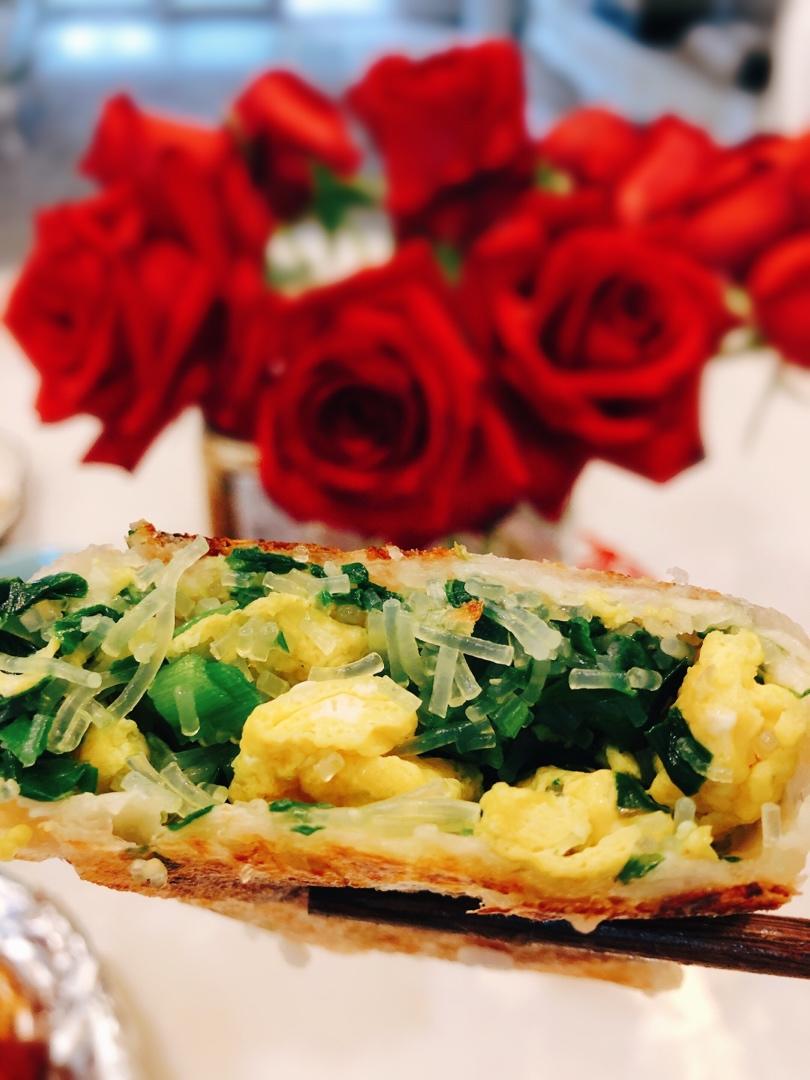 手抓饼版韭菜盒子