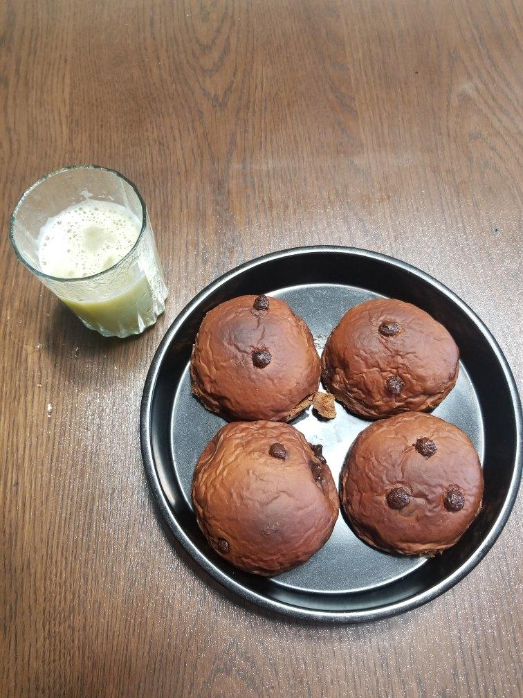 黑眼豆豆（最好吃的巧克力面包）