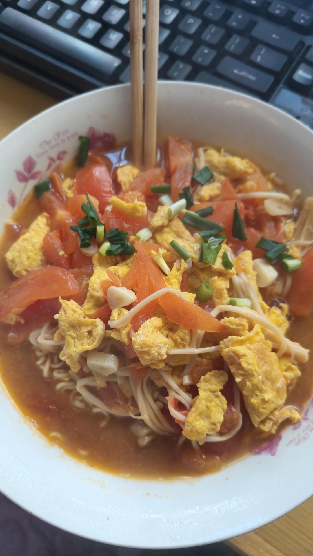 西红柿鸡蛋鸡蛋打卤面