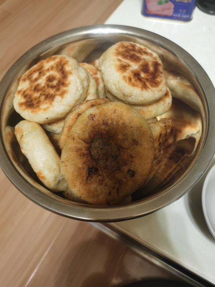 铁岭特有的风味小吃——牛肉火勺