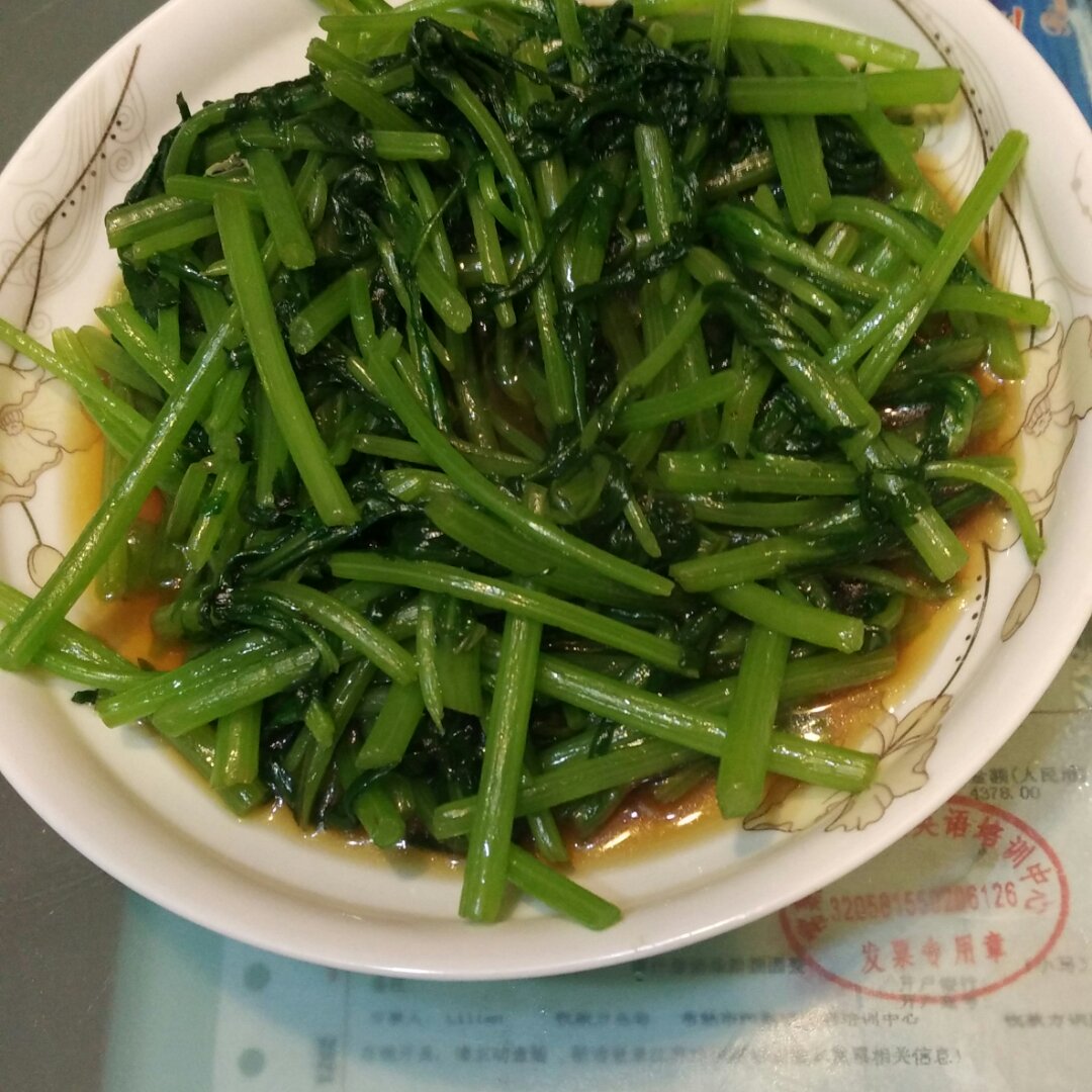 凉拌茼蒿