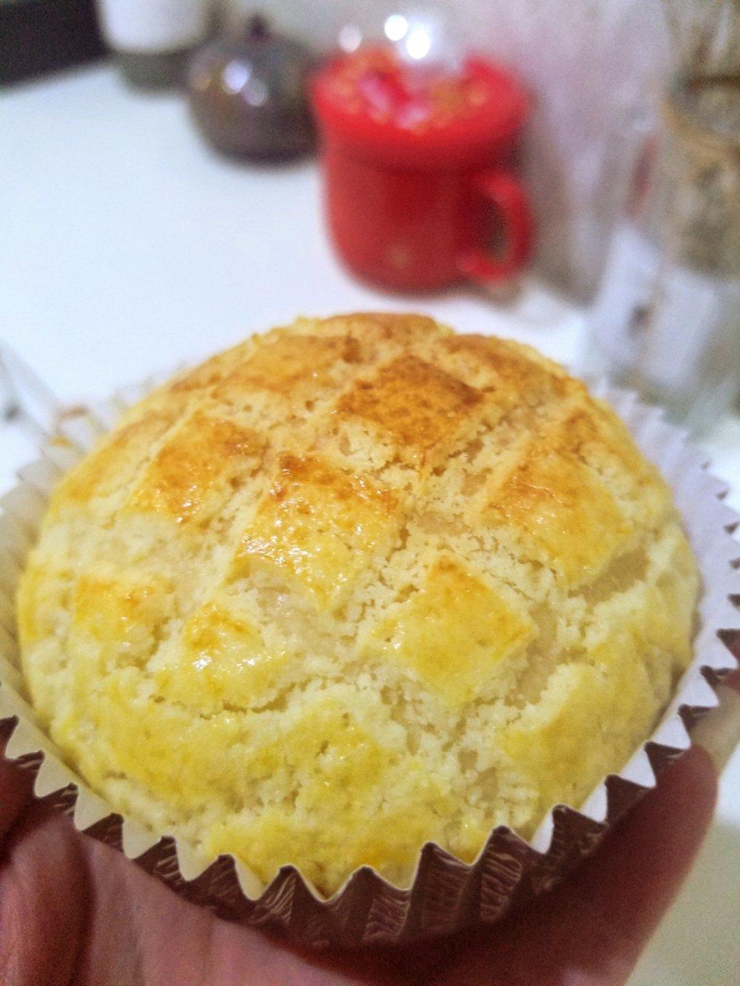 好吃到炸裂的港式菠萝包（附带制作酥皮的小视频）