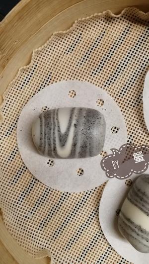 黑白双色大理石纹可拉丝的馒头卷儿的做法 步骤9