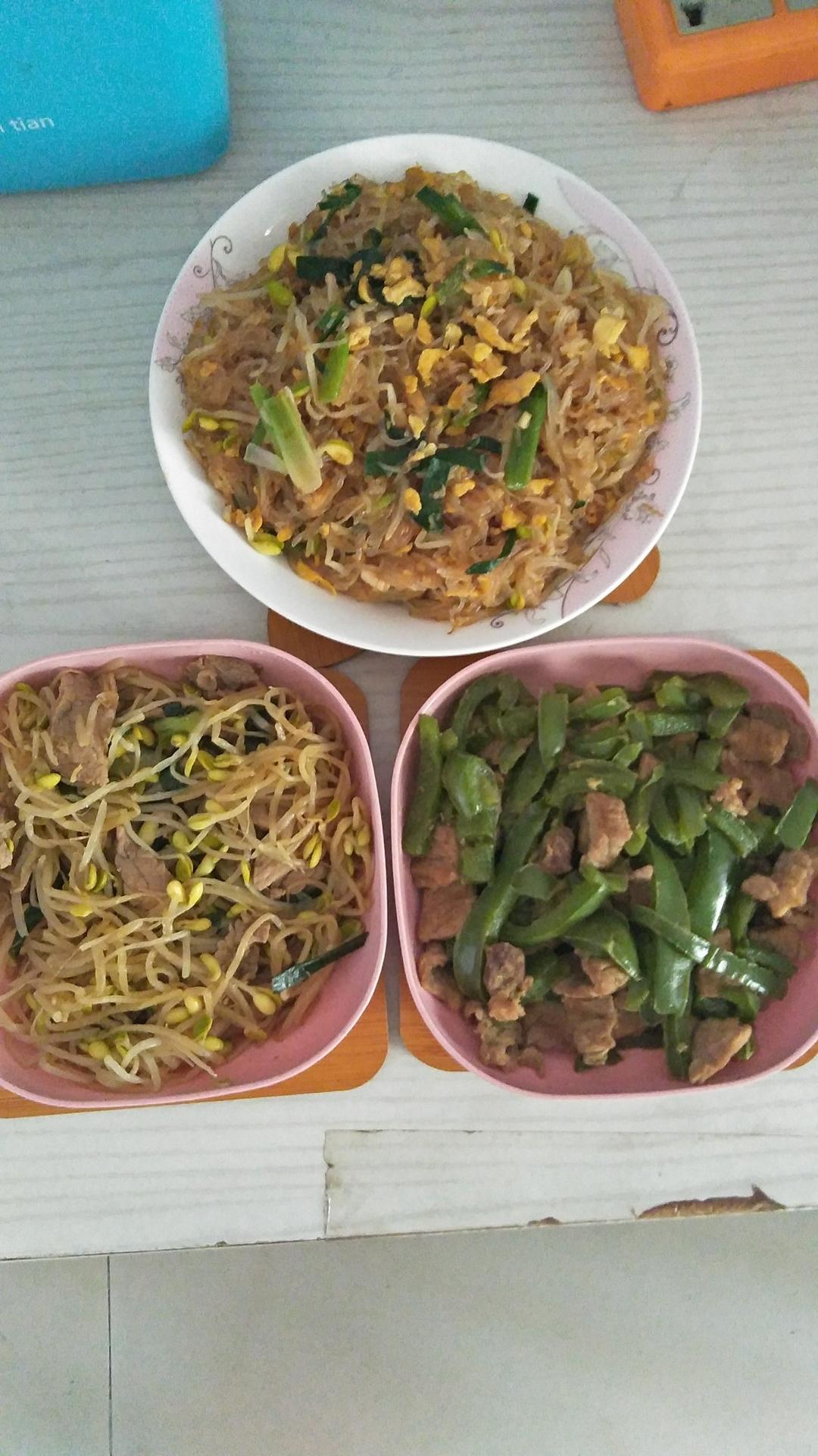 豆芽炒肉