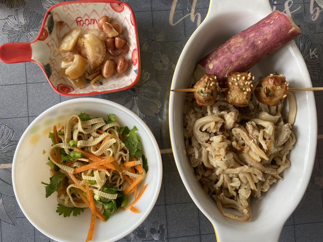 蘑菇焖饭【日本料理】