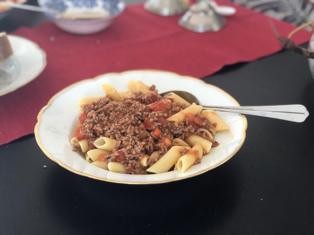 番茄肉酱意大利通心面