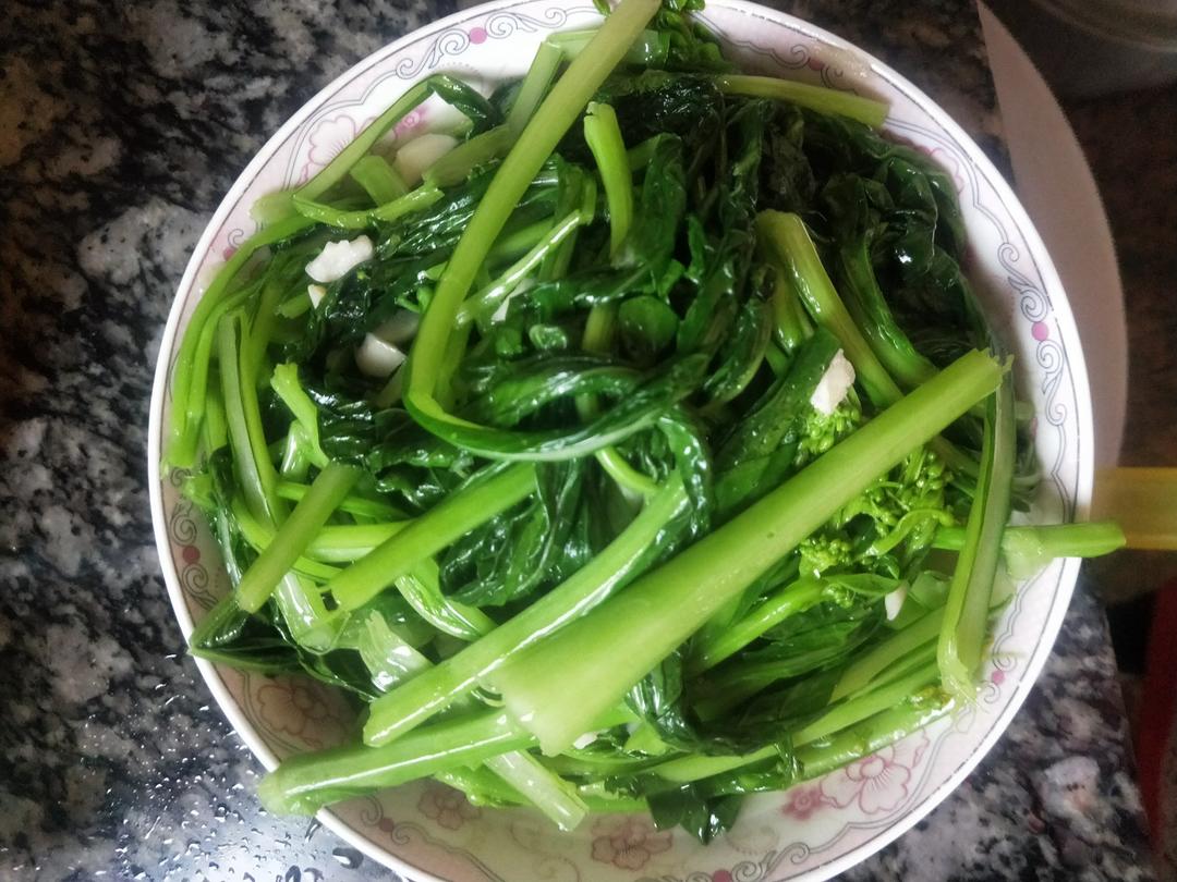 清炒油菜花