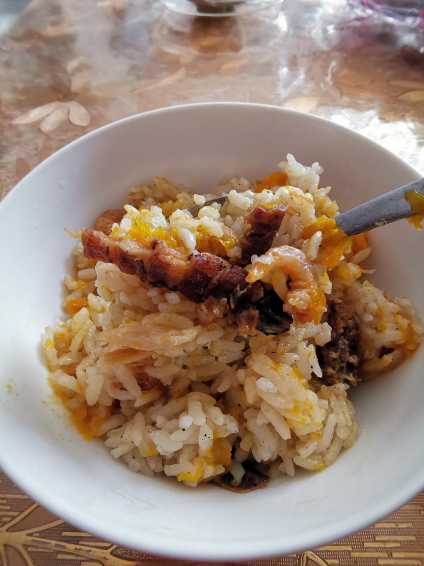 南瓜海鲜干焖饭的做法 步骤1