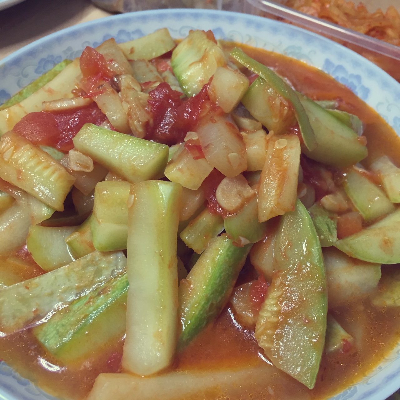 西红柿炒西葫芦
