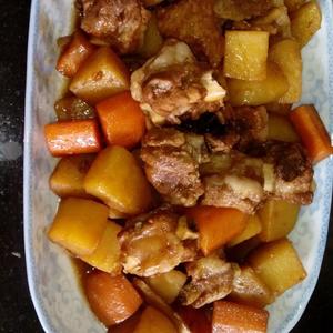 排骨土豆胡萝卜的做法 步骤1