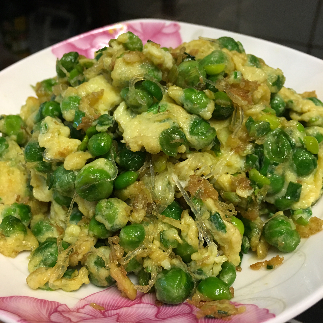 鸡蛋炒豌豆