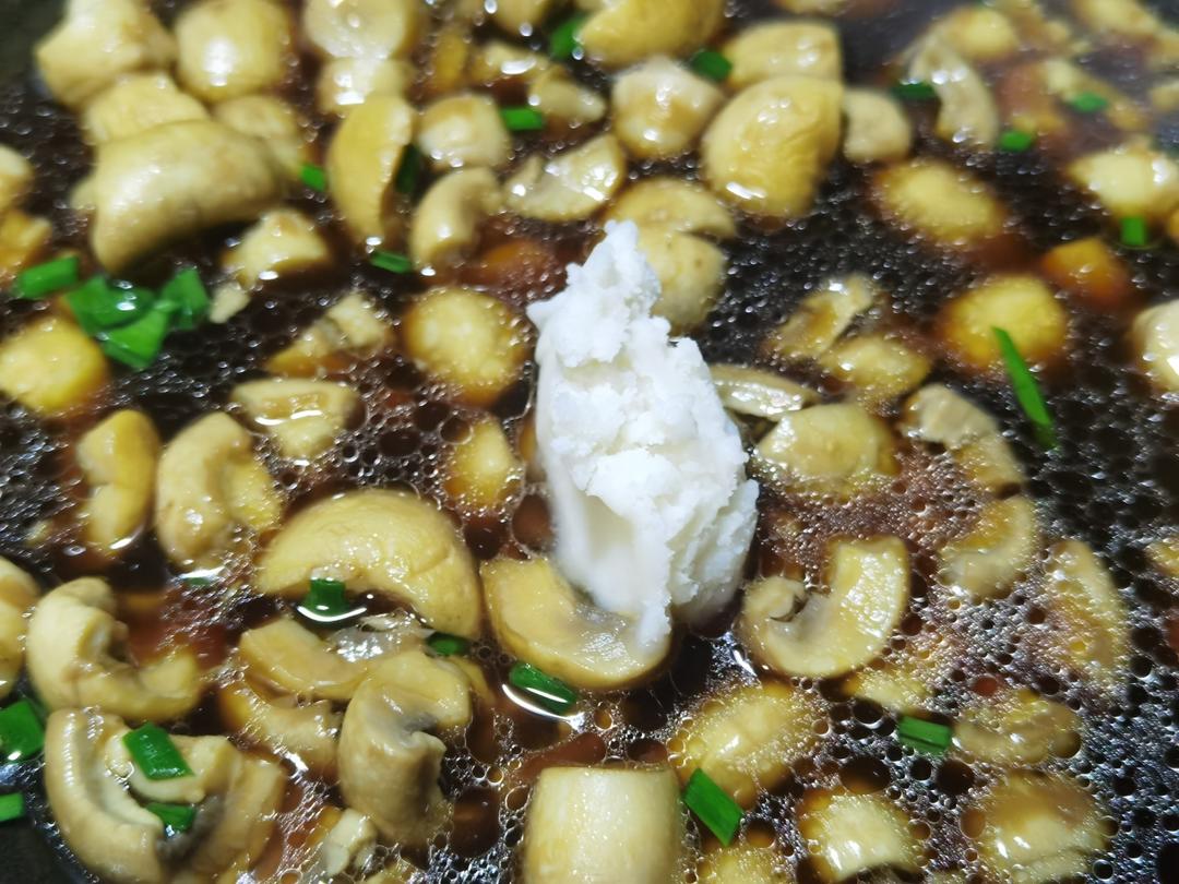 明明是素汤 却鲜得像鸡汤一样的「口蘑汤」