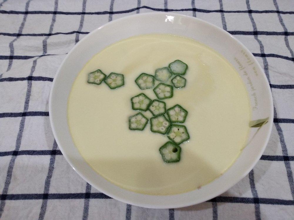秋葵鸡蛋羹