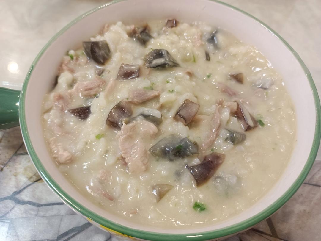 皮蛋瘦肉粥
