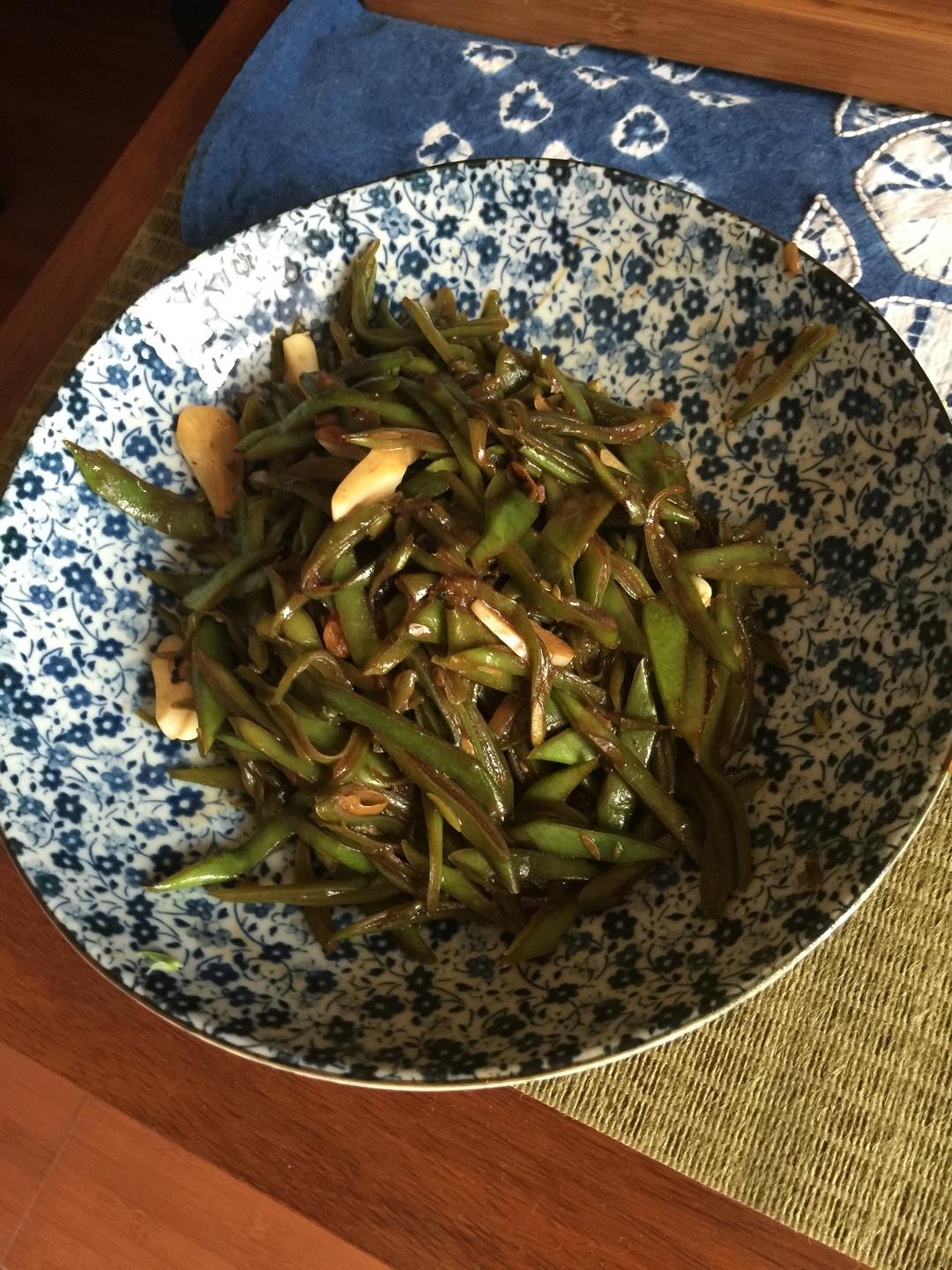 Fried Hyacinth Bean的做法 步骤7