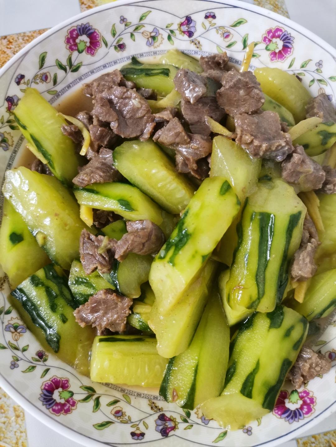 青瓜炒牛肉