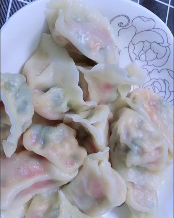 西红柿鸡蛋馅儿水饺