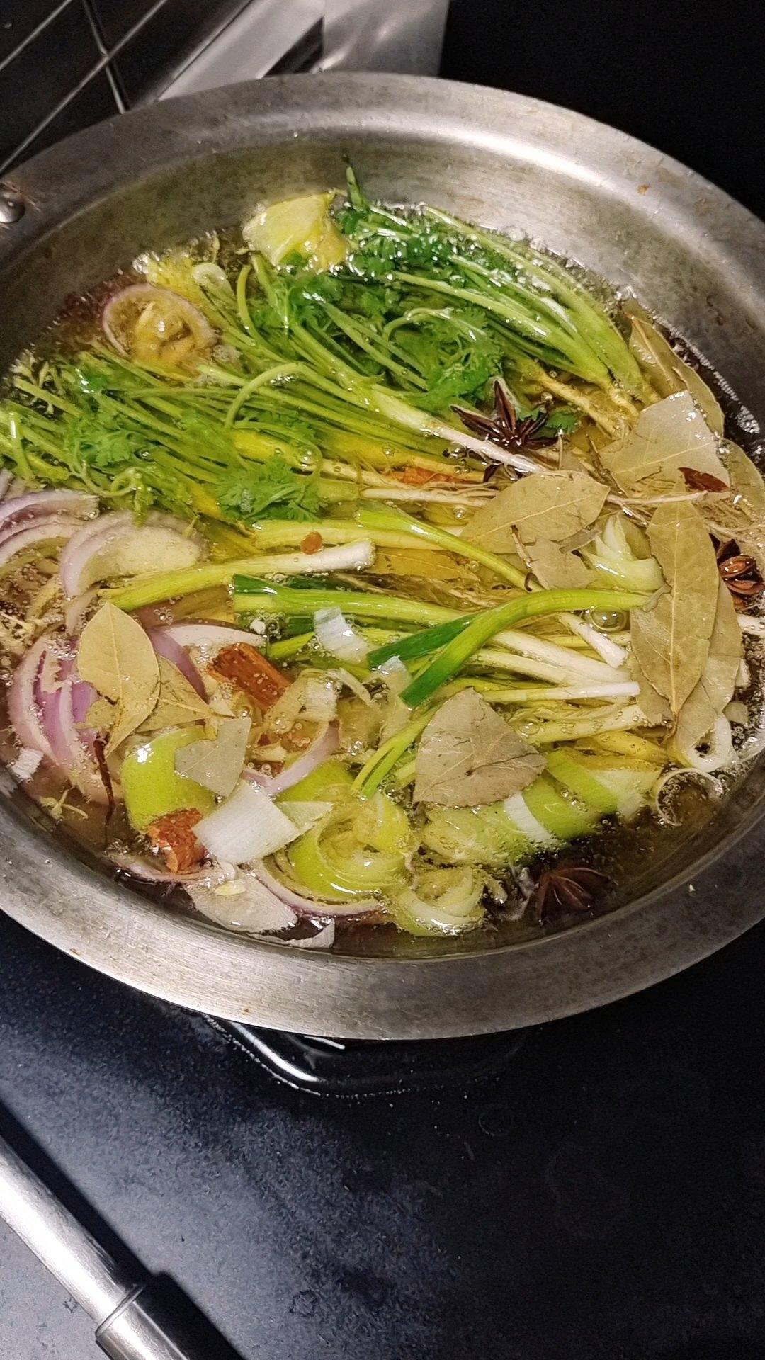 葱油(北食荟萃，中式家常美味秘密，灵感每一刻)美善品小美食谱，空气炸锅食谱