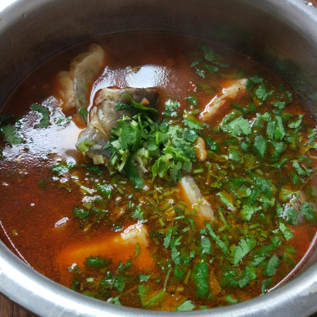 叶子爱吃更要瘦做的清炖江团鱼汤