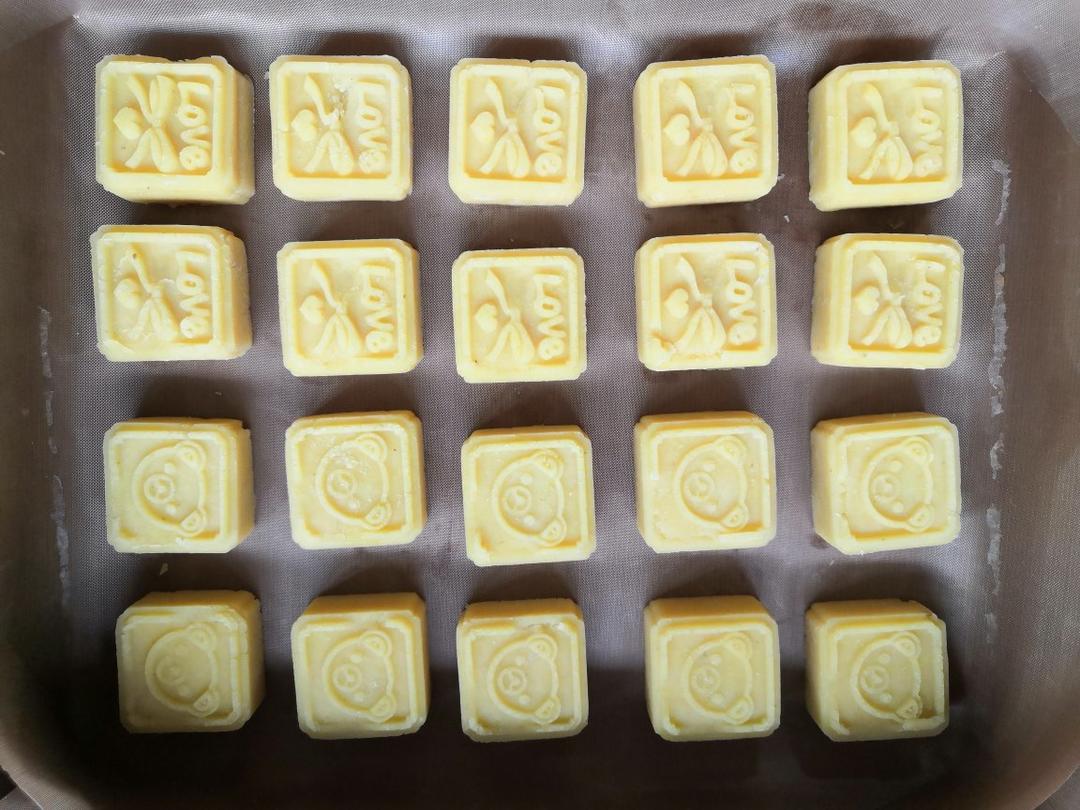 奶香绿豆糕（无豆腥味，超快手不麻烦）