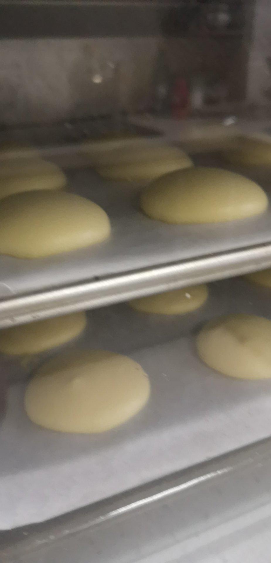爆浆肉松小贝