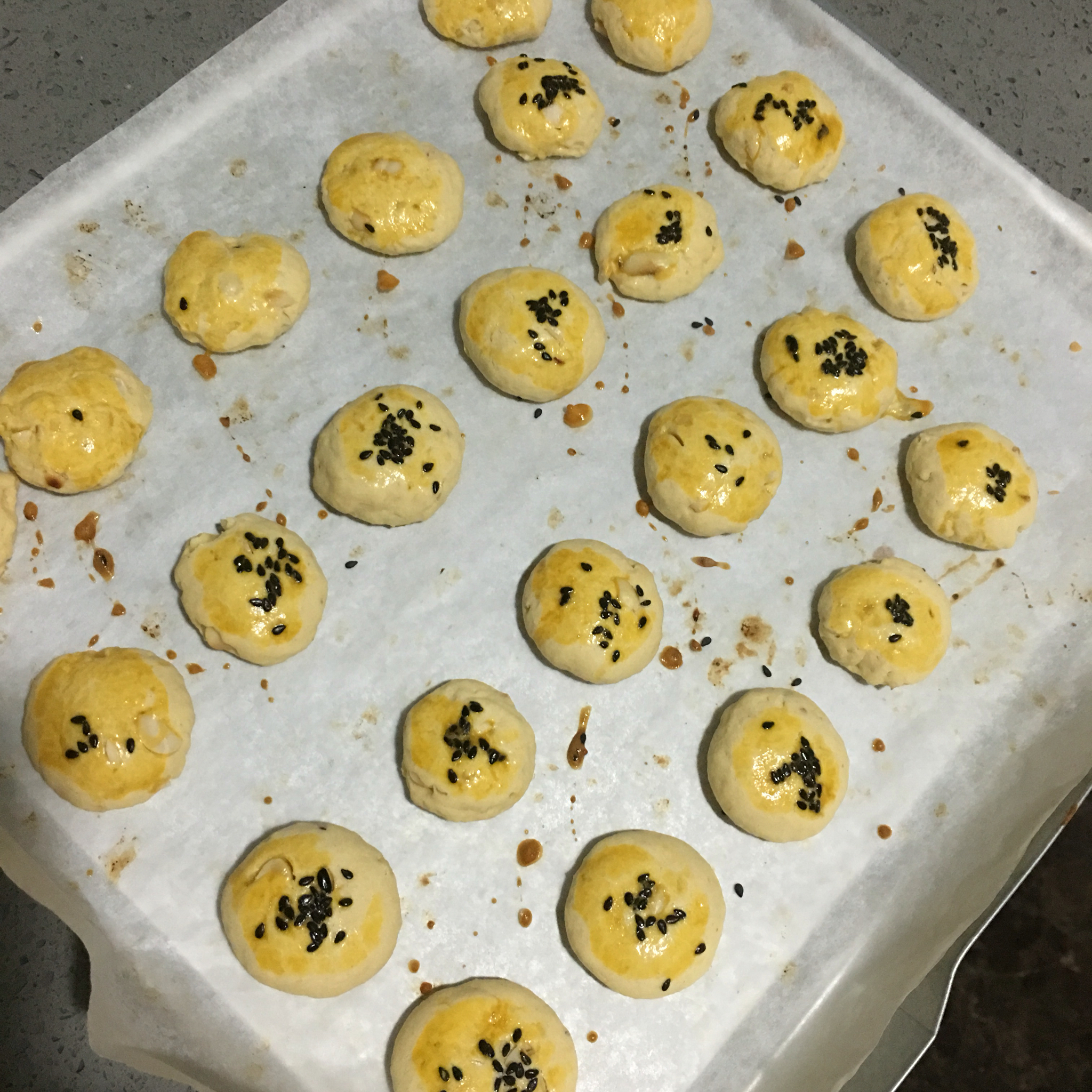 美味花生小小酥