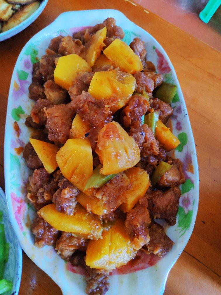 🍍酸甜菠萝咕噜肉
