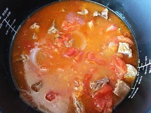 开胃的蕃茄土豆烧牛肉的做法 步骤8