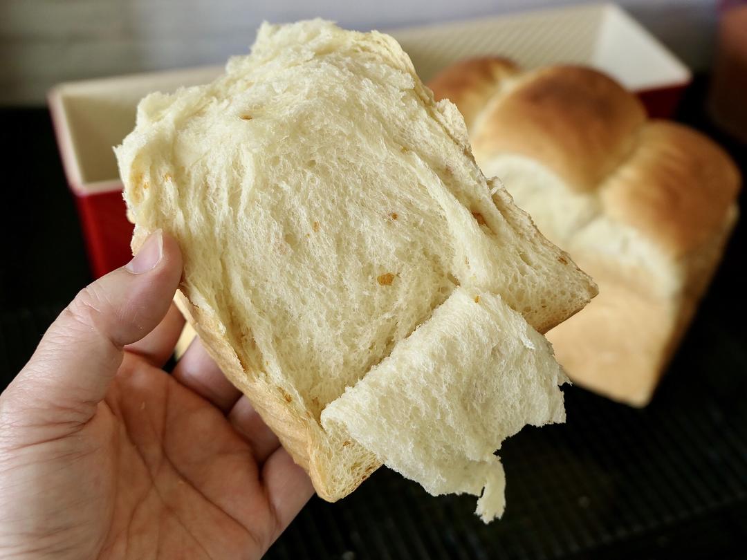 纯奶手撕吐司的做法 步骤1